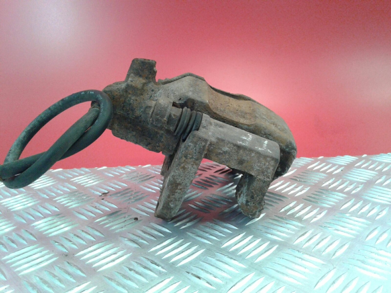 Étrier de frein arrière gauche MITSUBISHI Canter (FB7, FB8, FE7, FE8) VII Imagem-1