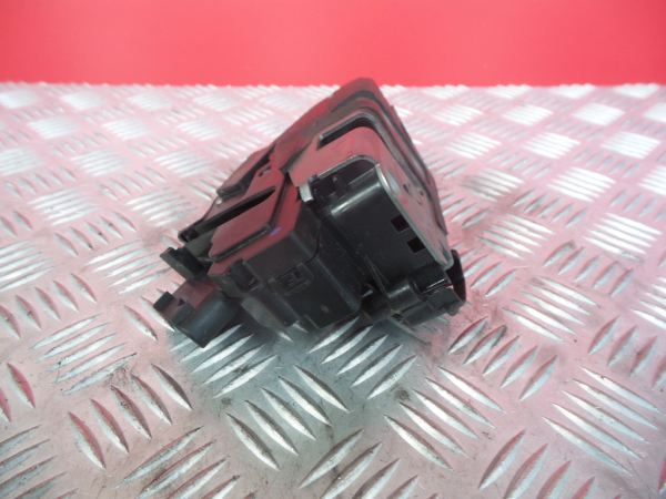 Serratura / chiusura porta Anteriore Destro FORD Fiesta VI (CB1, CCN) Imagem-1