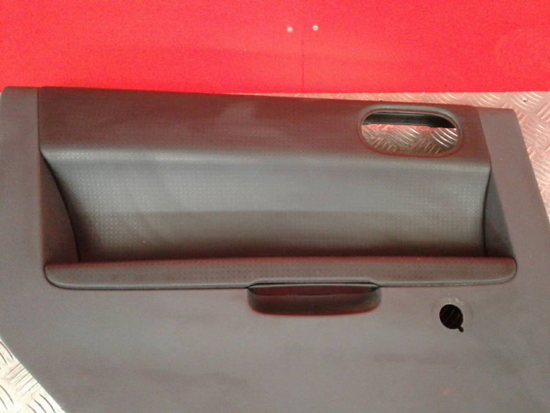 Panneau de porte arrière gauche MITSUBISHI Colt VI (Z3_A, Z2_A) Imagem-1