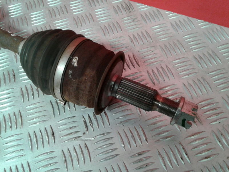 Transmission avant gauche MITSUBISHI L 200 / Triton Pick Up (KA_T, KB_T) Imagem-1