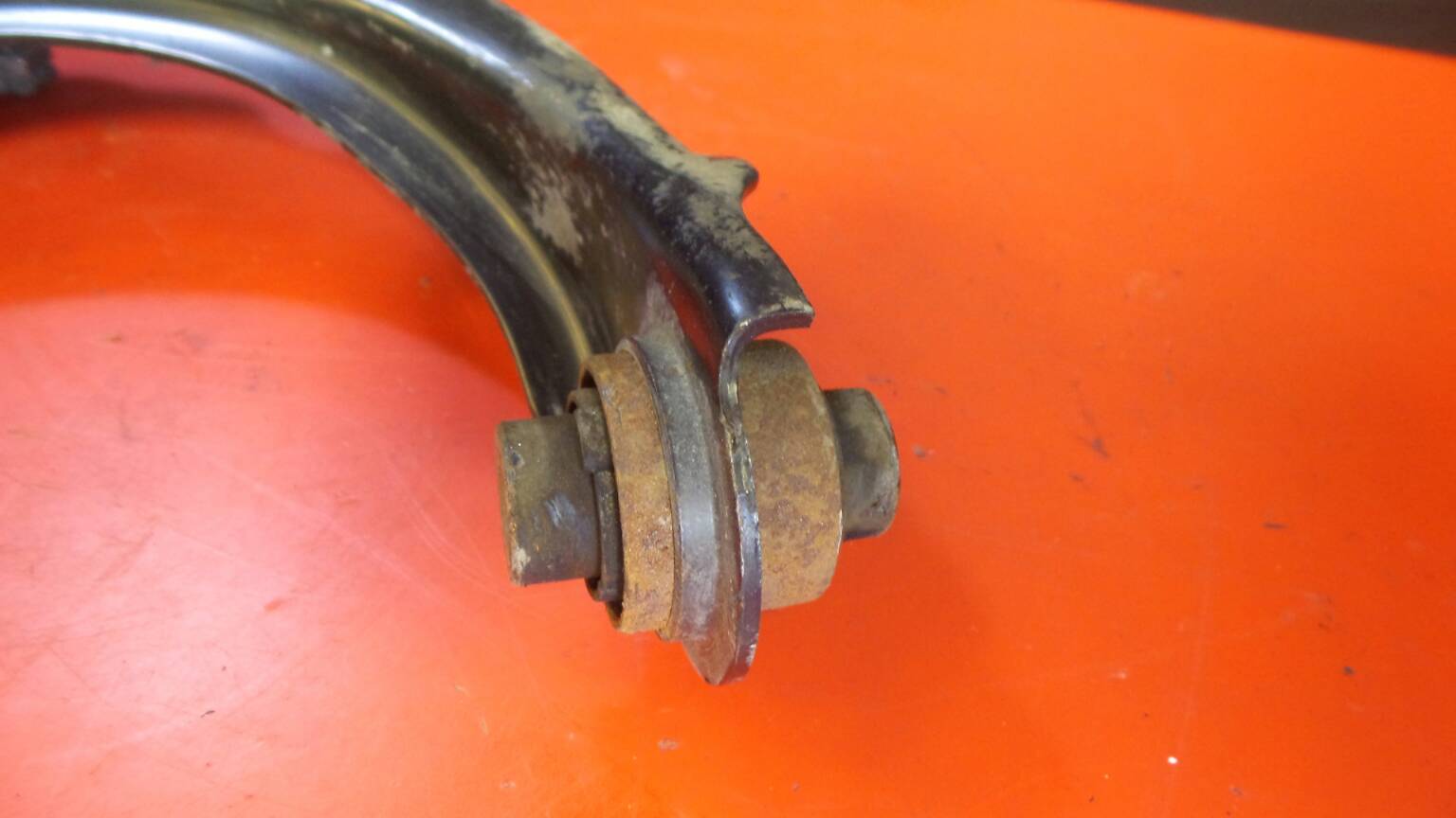 Bras de suspension Avant gauche HONDA Accord VII Sedan (CL_, CN_) Imagem-1