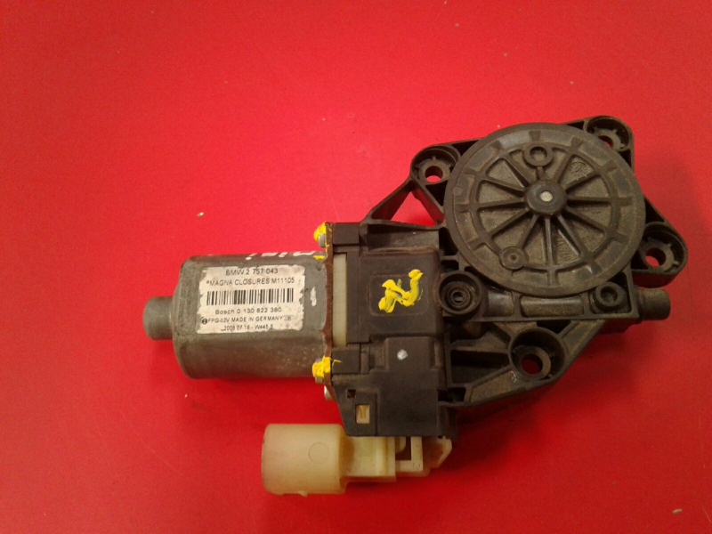 Moteur lève-vitre avant gauche MINI Mini Cabrio (R52) Imagem-1