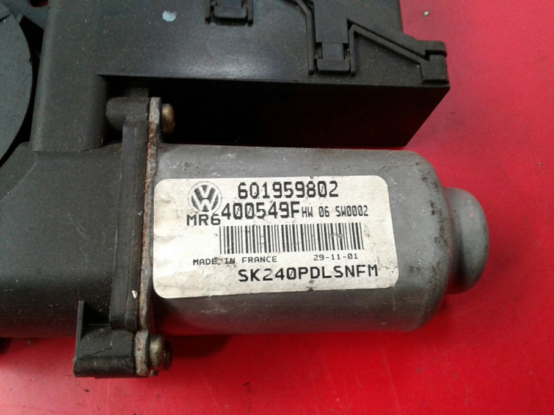 Motor vidro frente direito SKODA Fabia I Hatchback (6Y2) Imagem-3