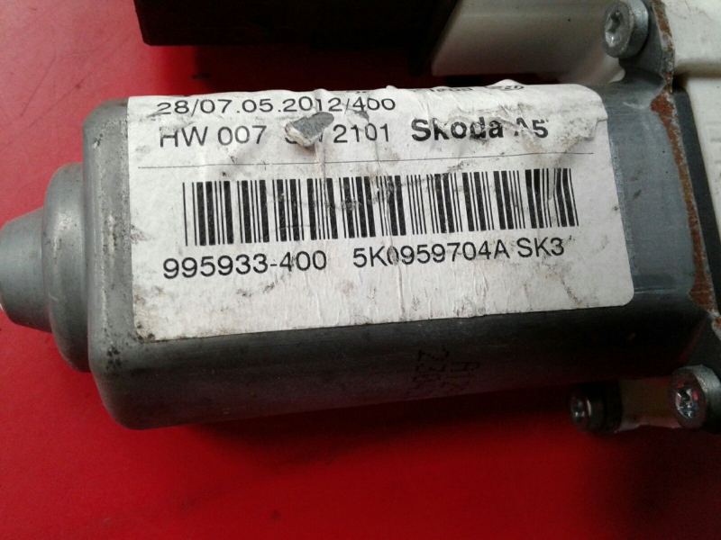 Motor vidro trás direito SKODA Octavia II Hatchback (1Z3) Imagem-3