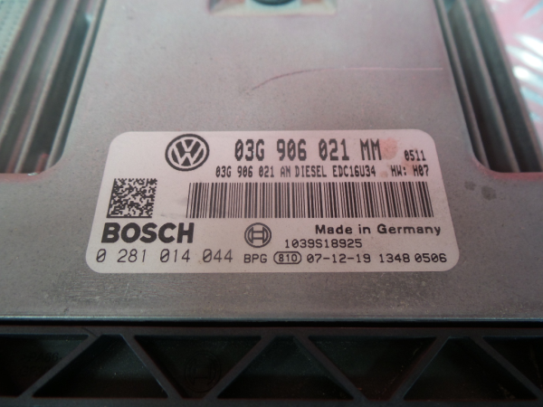 Calculateur /  Unité de contrôle moteur VOLKSWAGEN Touran (1T) Imagem-3