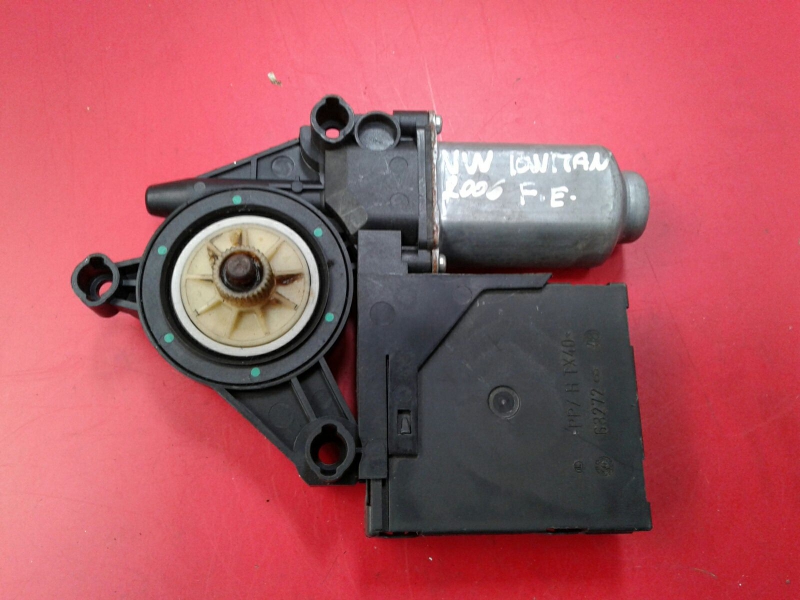 Moteur lève-vitre avant gauche VOLKSWAGEN Touran (1T) Imagem-1