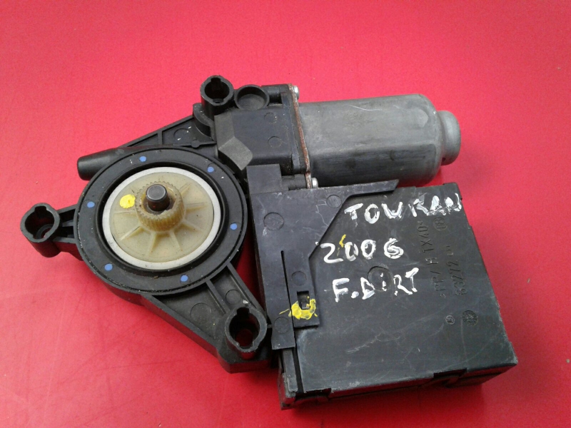 Motor Elevalunas Delantero Derecho VOLKSWAGEN Touran (1T)
