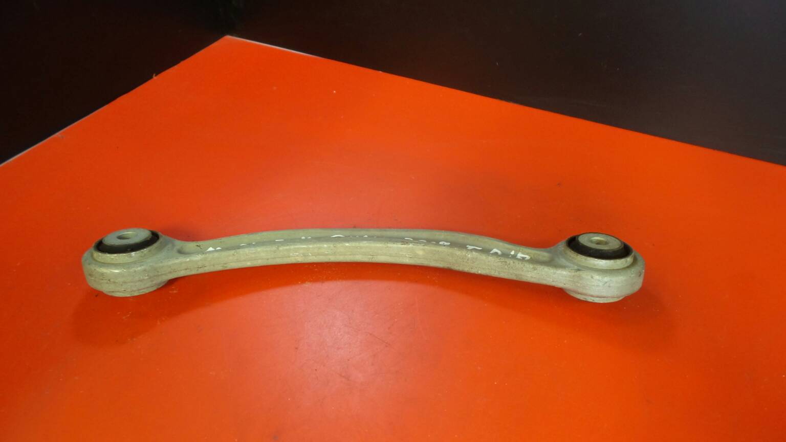 Brazo suspensión trasero derecho MERCEDES-BENZ Classe C (W204)