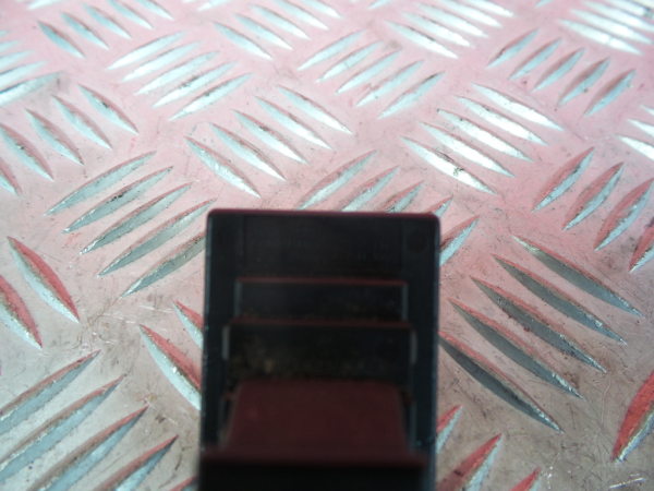 Comando / interruttore alzacristallo posteriore destro KIA Ceed (ED) Imagem-2