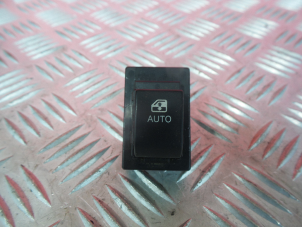 Comando / interruttore alzacristallo posteriore destro KIA Ceed (ED) Imagem-1