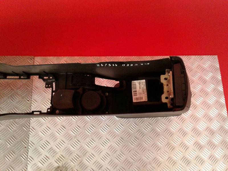 Consolle centrale KIA Pro Ceed (ED) Imagem-7