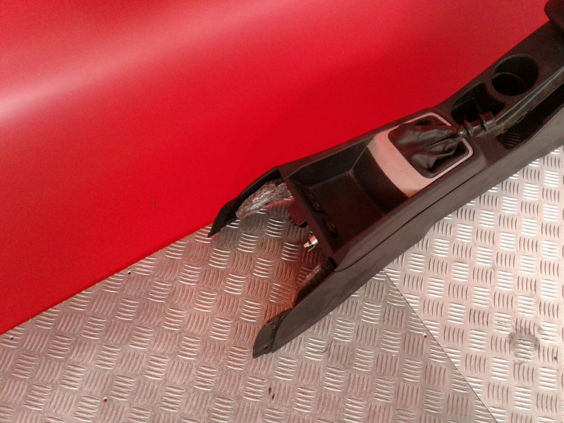 Consolle centrale KIA Ceed (ED) Imagem-1