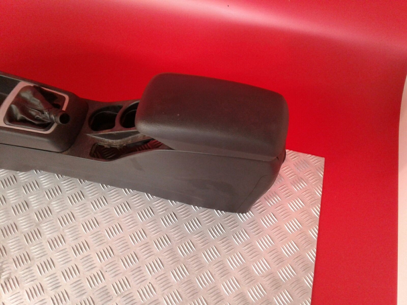 Consolle centrale KIA Ceed (ED) Imagem-2