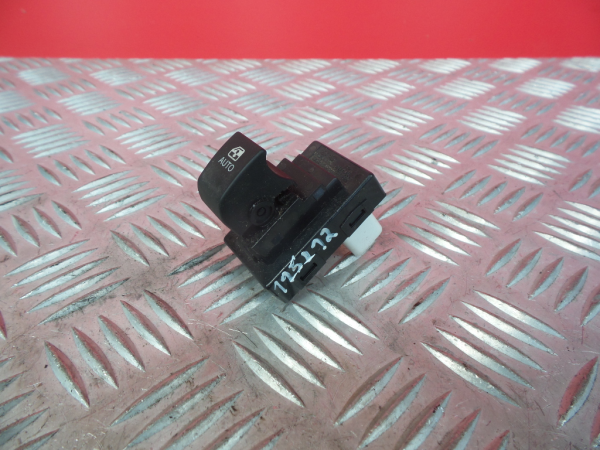 Comando / interruttore alzacristallo anteriore destro KIA Pro Ceed (ED)