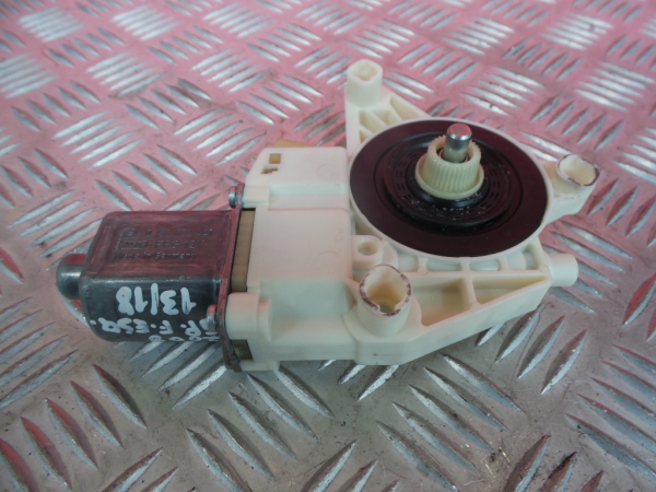 Motor Elevalunas Delantero Izquierdo MERCEDES-BENZ Classe C (W204) Imagem-2