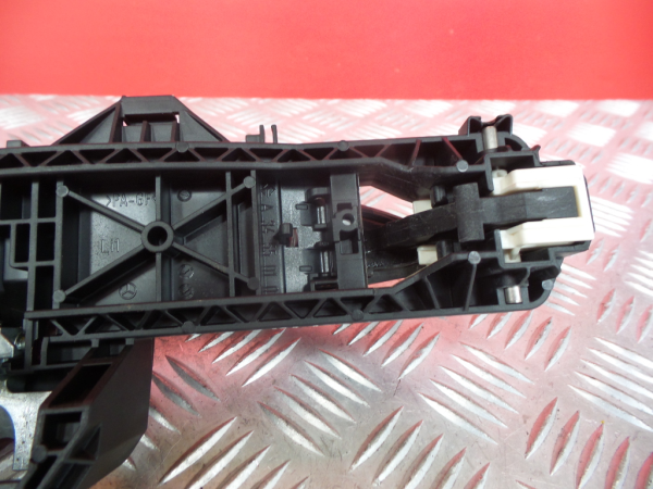 Türgriff vorne links MERCEDES-BENZ Classe C (W204) Imagem-5