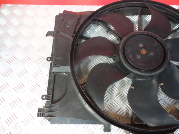 Cooling fan MERCEDES-BENZ Classe C (W204) Imagem-1