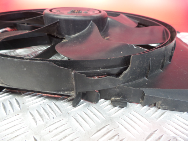 Cooling fan MERCEDES-BENZ Classe C (W204) Imagem-9