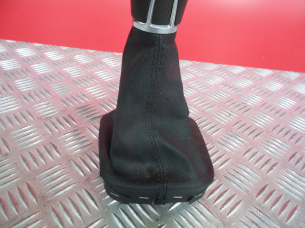 Gear lever shifter / knob  VOLKSWAGEN Polo (6R, 6C) Imagem-1