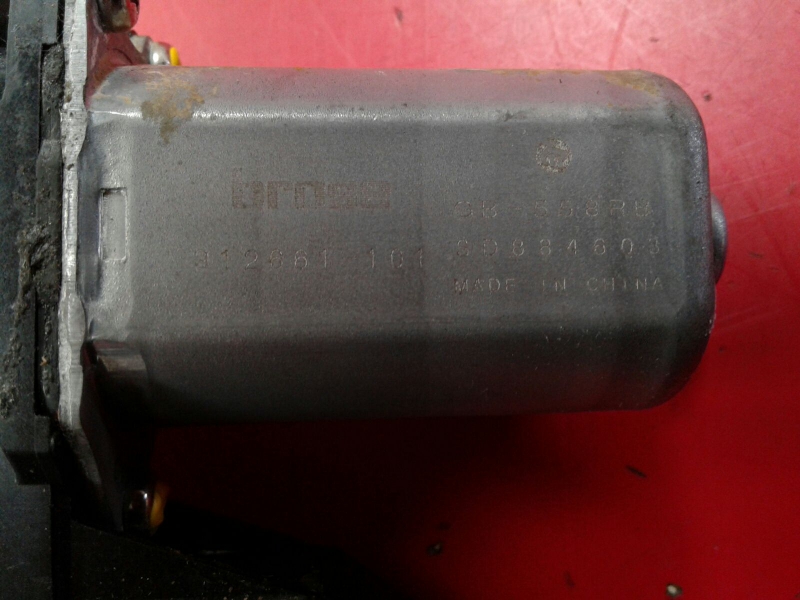 Moteur lève-vitre arrière Droite PEUGEOT 5008 I (0U_, 0E_) Imagem-3