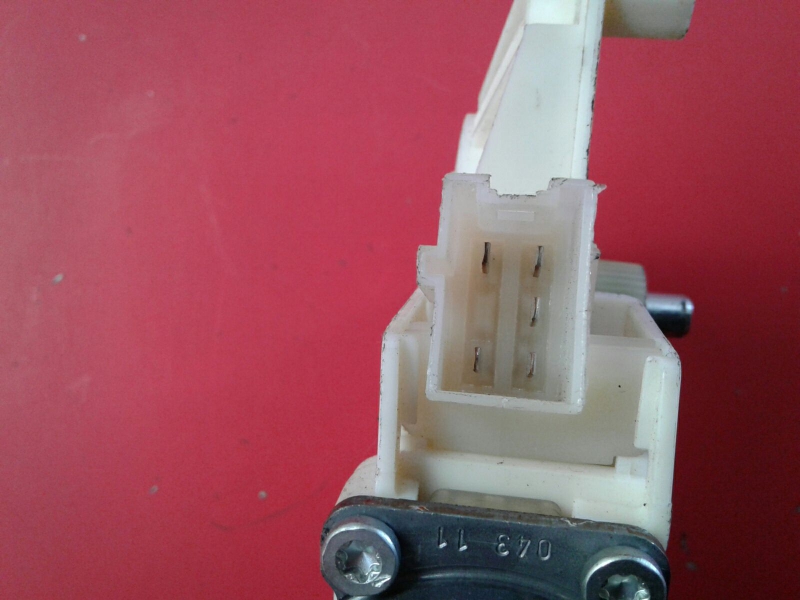 Motor de Elevalunas Trasero Izquierdo MERCEDES-BENZ Classe C (W204) Imagem-2