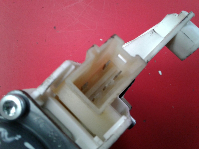 Moteur lève-vitre arrière gauche MERCEDES-BENZ Classe C (W204) Imagem-3