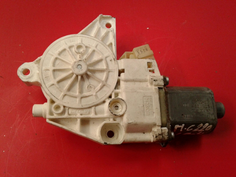 Motor Elevalunas Delantero Izquierdo MERCEDES-BENZ Classe C (W204)