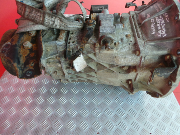 Boîte de vitesses manuelle MITSUBISHI Canter (FB7, FB8, FE7, FE8) VII Imagem-2