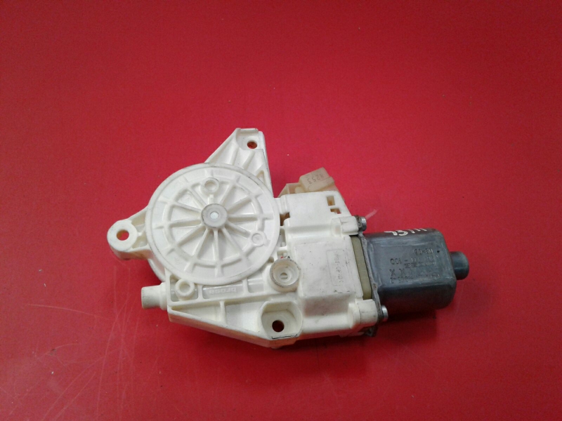 Motor de Elevalunas Trasero Izquierdo MERCEDES-BENZ Classe C (W204) Imagem-2