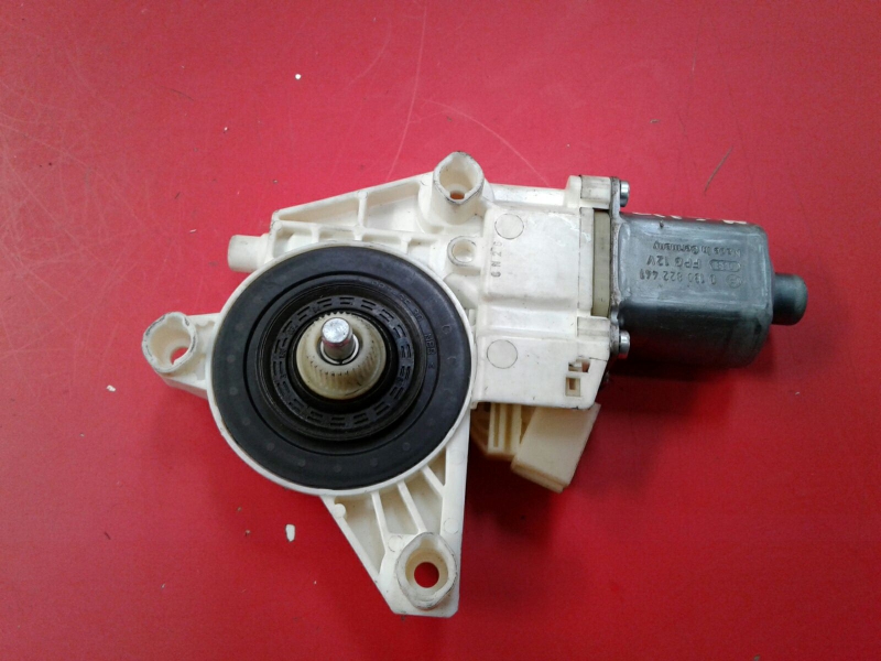 Fensterhebermotor vorne links MERCEDES-BENZ Classe C (W204) Imagem-2