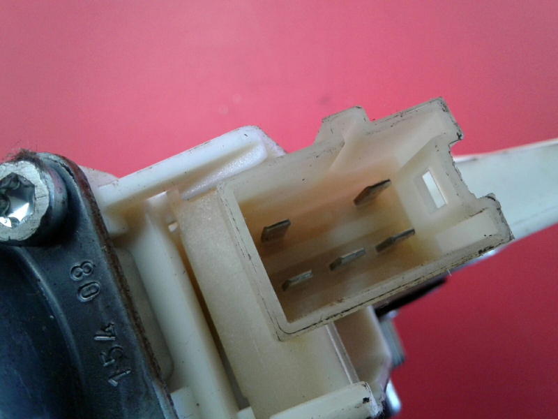 Fensterhebermotor vorne links MERCEDES-BENZ Classe C (W204) Imagem-3