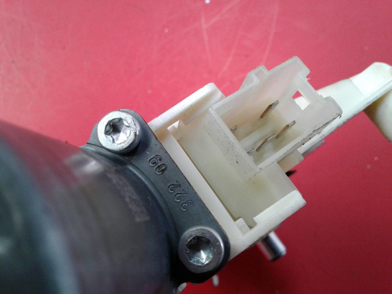 Motor de Elevalunas Trasero Izquierdo MERCEDES-BENZ Classe C (W204) Imagem-7