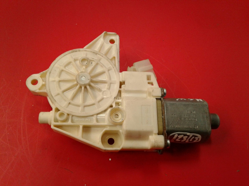 Motor de Elevalunas Trasero Izquierdo MERCEDES-BENZ Classe C (W204)