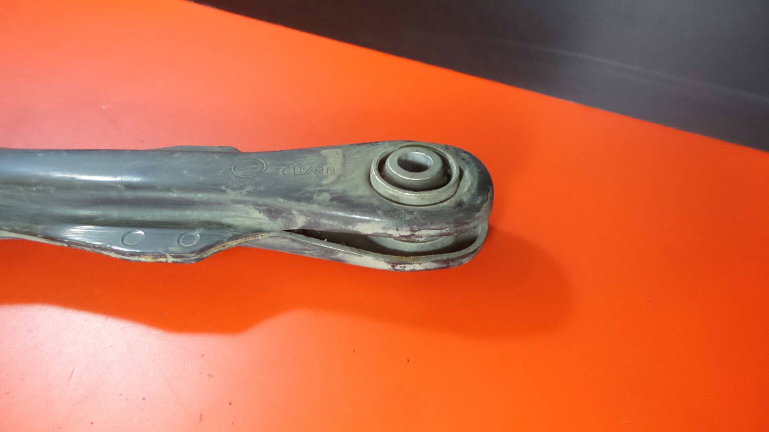 Right rear suspension arm MINI Mini (R50, R53) Imagem-1