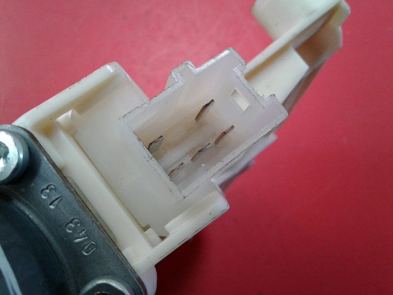 Moteur lève-vitre arrière Droite MERCEDES-BENZ Classe C (W204) Imagem-3