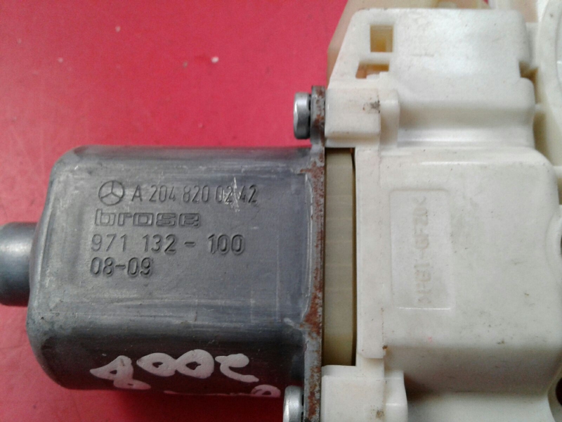 Motore alzacristallo anteriore destro MERCEDES-BENZ Classe C (W204) Imagem-1