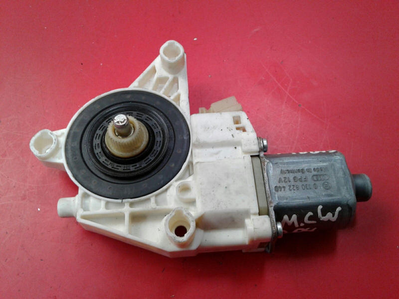 Motore alzacristallo anteriore destro MERCEDES-BENZ Classe C (W204) Imagem-2