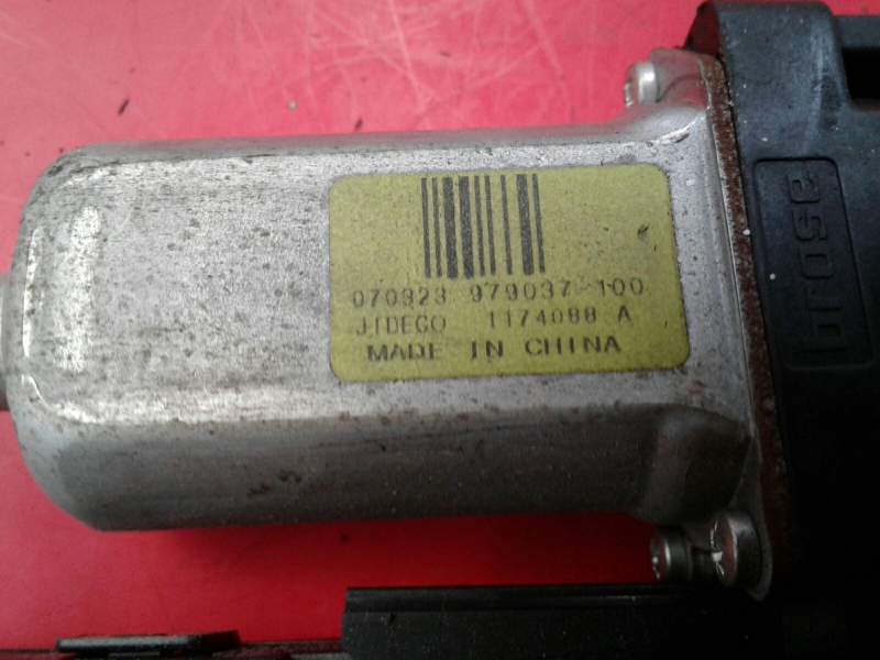 Motor Elevalunas Delantero Izquierdo VOLVO V50 (MW) Imagem-3