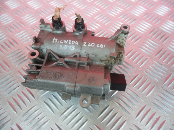 Bomba de aceite MERCEDES-BENZ Classe C (W204) Imagem-2