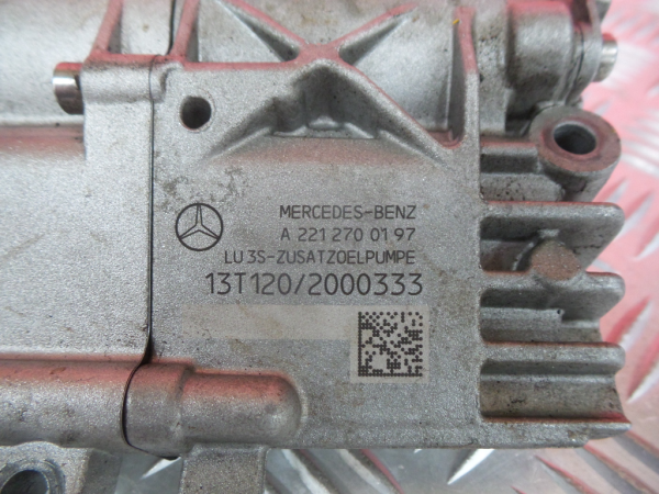 Bomba de aceite MERCEDES-BENZ Classe C (W204) Imagem-5
