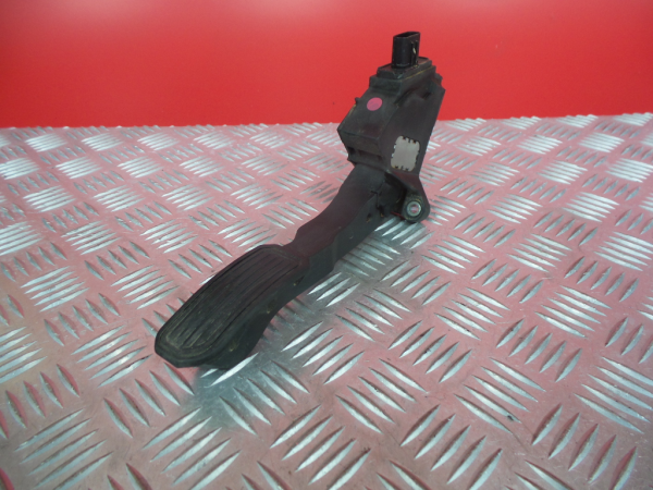 Pedal do acelerador TOYOTA Auris Hatchback (_E15_)