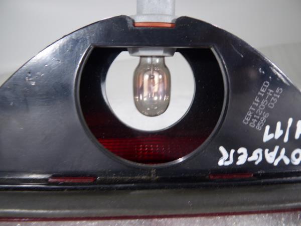 Luz de freno adicional / tercer freno CHRYSLER Voyager IV (RG, RS) Imagem-4