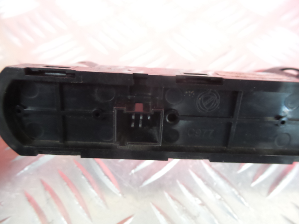 Pulsante / interruttore elettromeccanico FIAT 500 (312_) Imagem-3