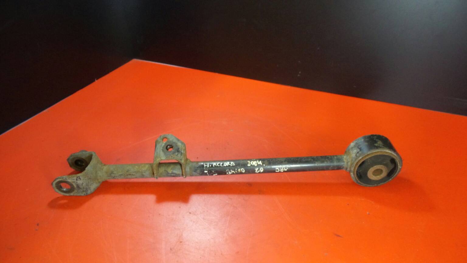 Bras de suspension arrière Droite HONDA Accord VII Sedan (CL_, CN_)