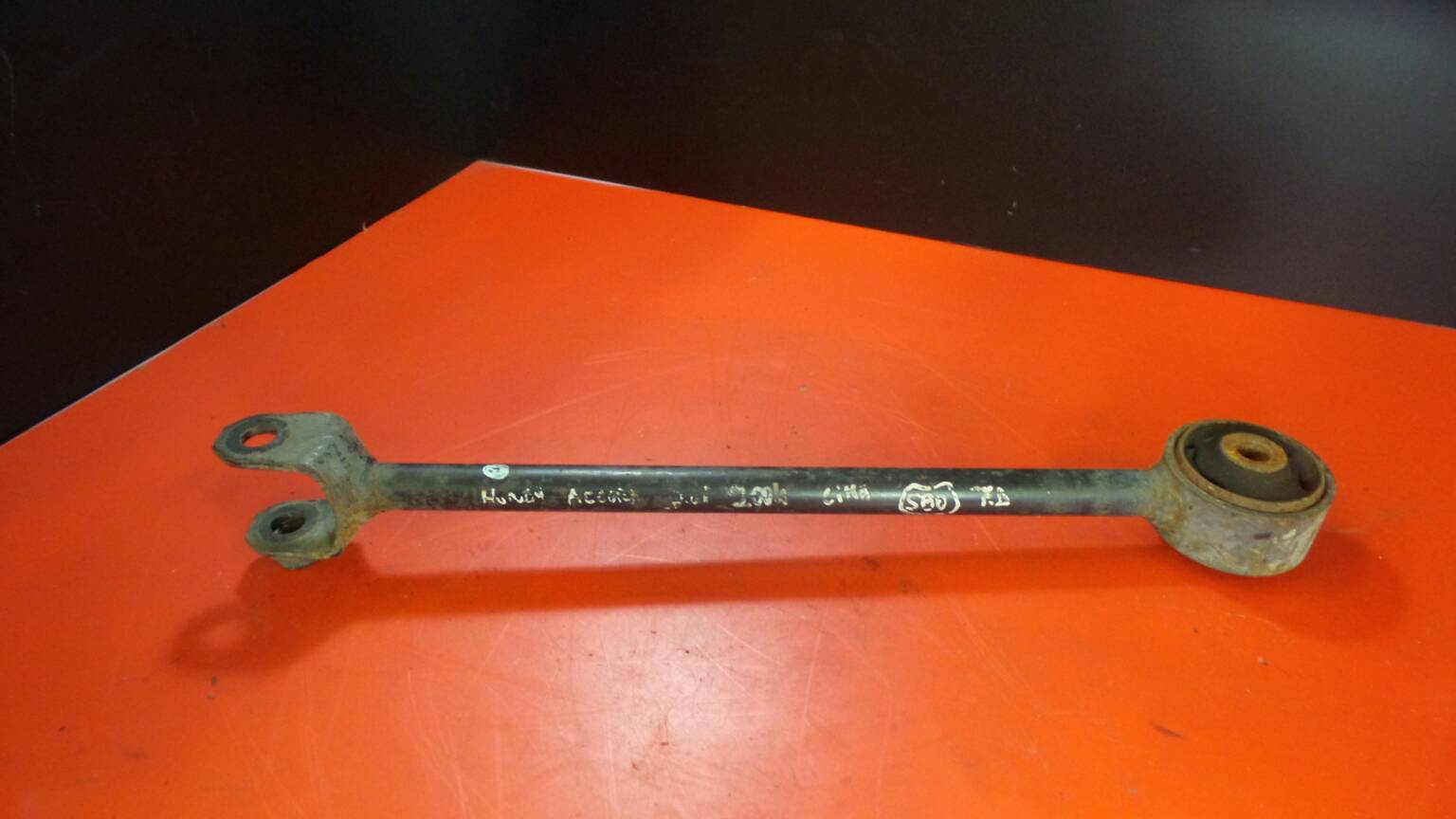 Bras de suspension arrière Droite HONDA Accord VII Sedan (CL_, CN_)