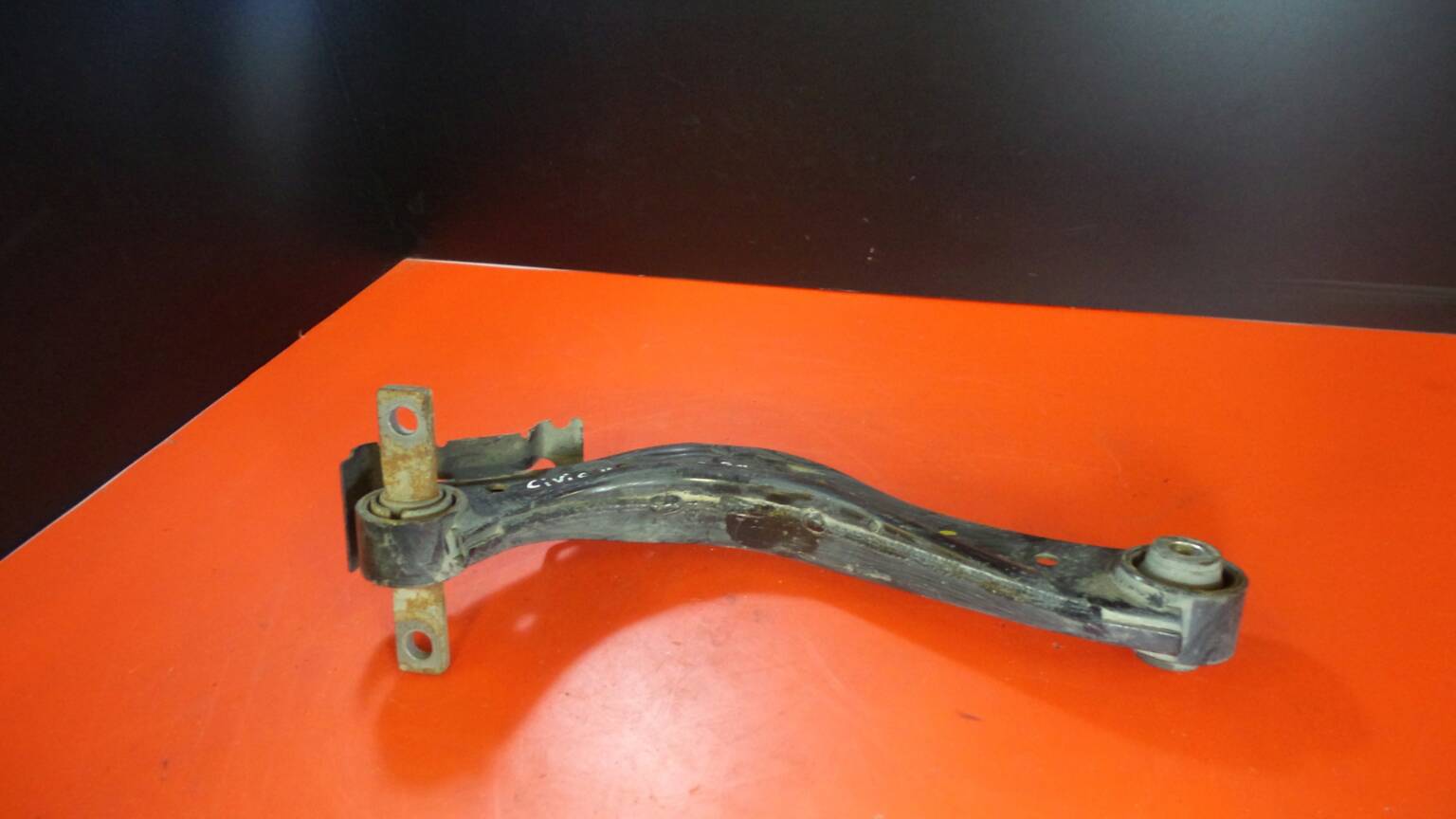 Bras de suspension arrière Droite HONDA Civic VIII Sedan (FD_, FA_)