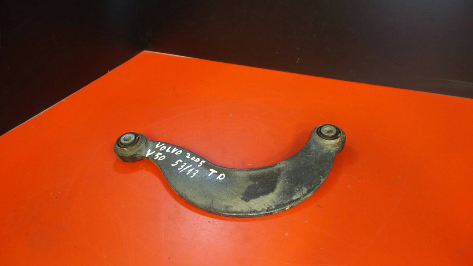 Brazo suspensión trasero derecho VOLVO V50 (MW)
