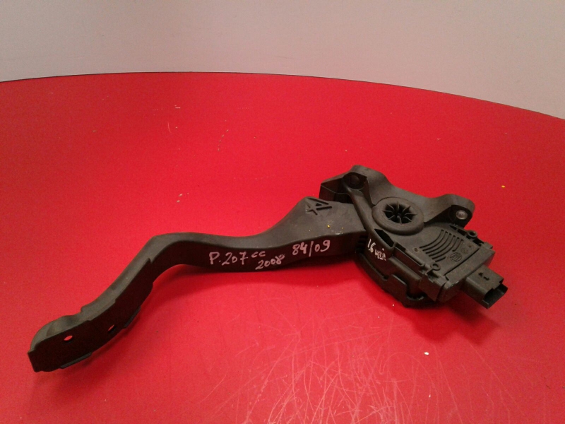 Accelerator Pedal PEUGEOT 207 CC (WD_)