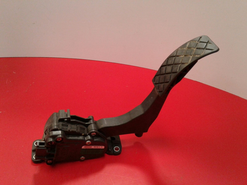 Pedal do acelerador SEAT Ibiza IV (6J5, 6P1)