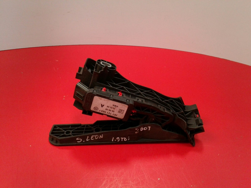 Pedal do acelerador SEAT Leon (1P1)